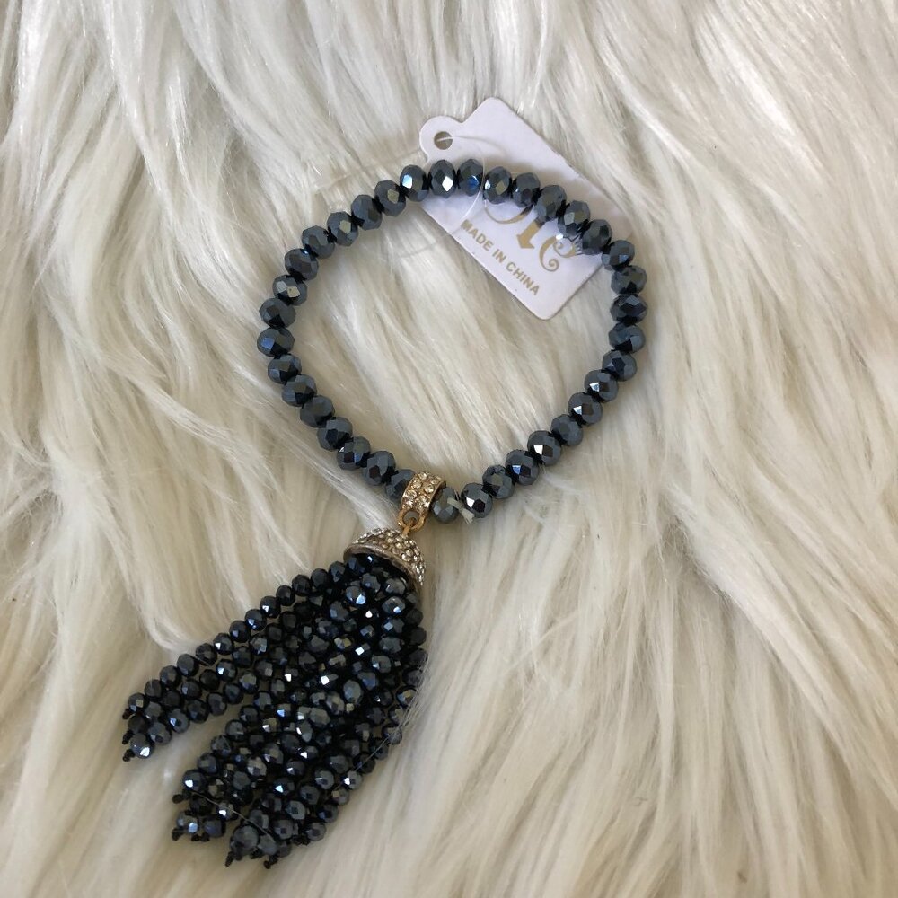 ole black crystal beads stretch tassel bracelet